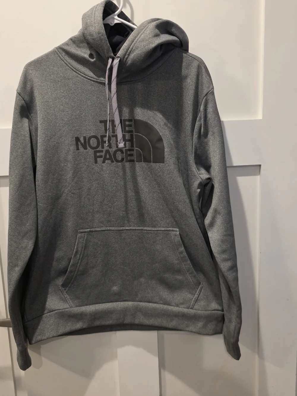 The North Face Men’s Grey Hoodie Pullover Training Fleece Sweatshirt L Athletic